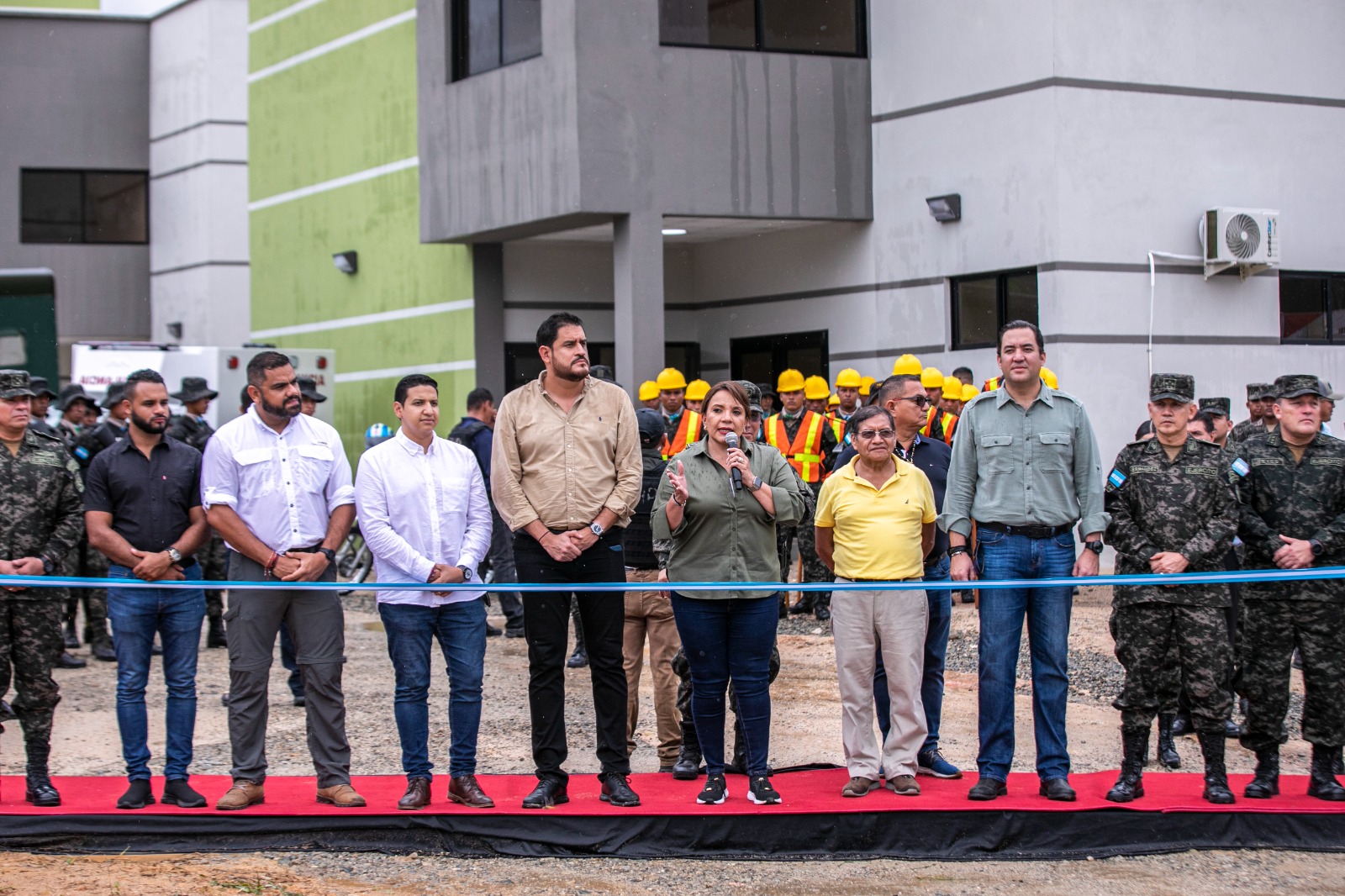 Presidenta Xiomara Castro en la inauguración del Segundo Batallón de Protección Ambiental en San Francisco, Atlántida