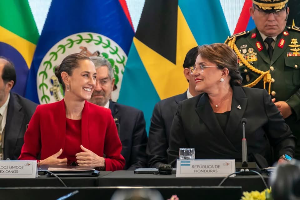 Presidenta Xiomara Castro destaca el orgullo de abrir camino a más mujeres en América Latina con Claudia Sheinbaum como primera Presidenta de México