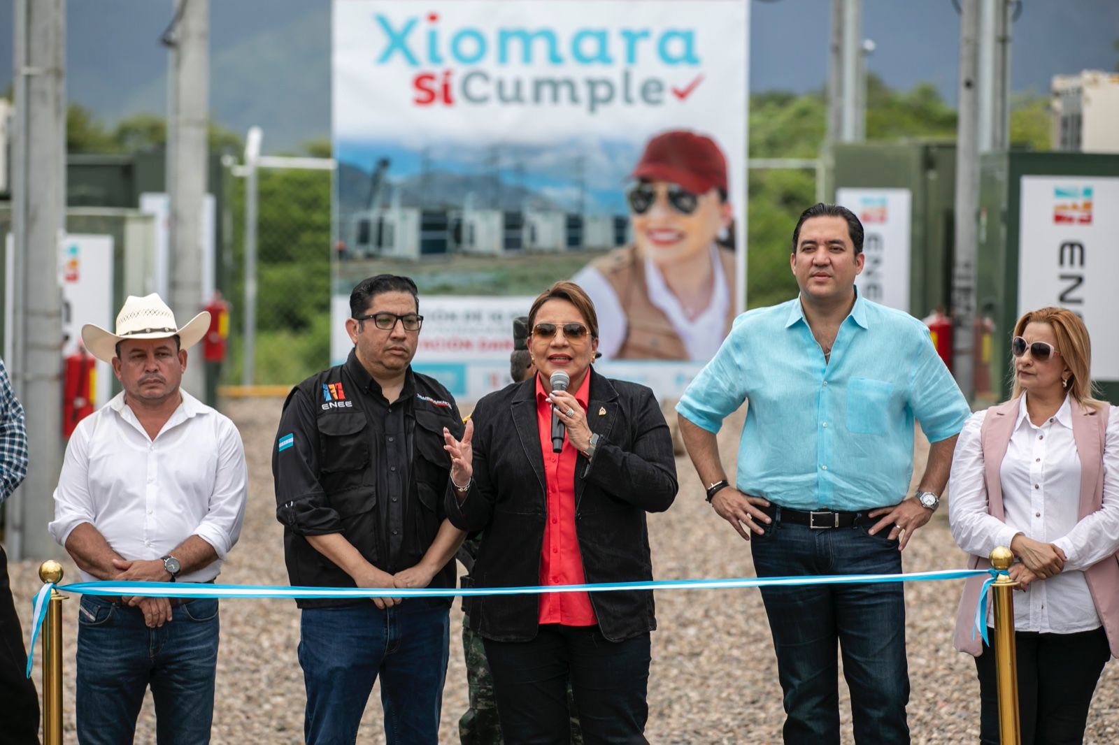 Presidenta Xiomara Castro en la inauguración de la central eléctrica de 10 MW en la subestación Danlí, El Paraíso.